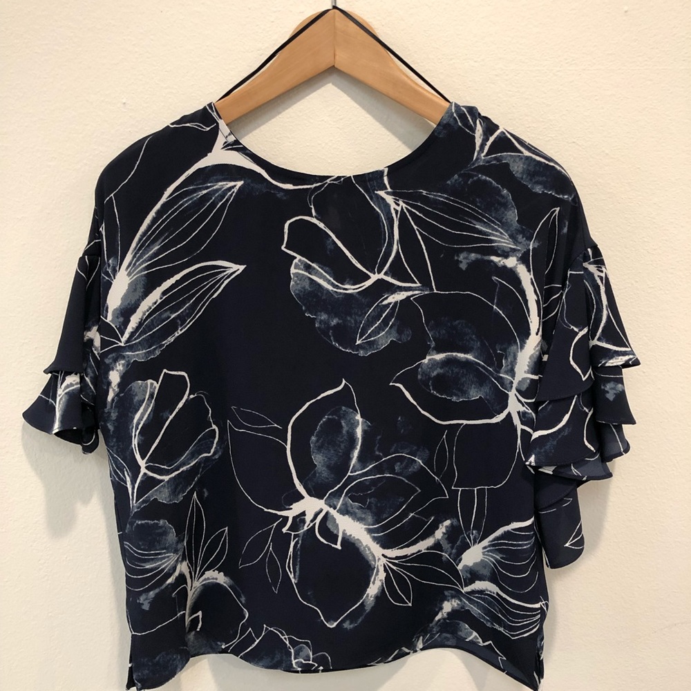 Vince Camuto Fresco Petals Ruffle Sleeved Blouse